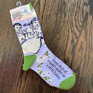 NWT Blue Q Women’s Crew Socks (size 5-10)